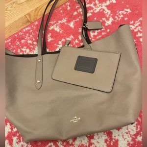 NWOT Coach leather tote